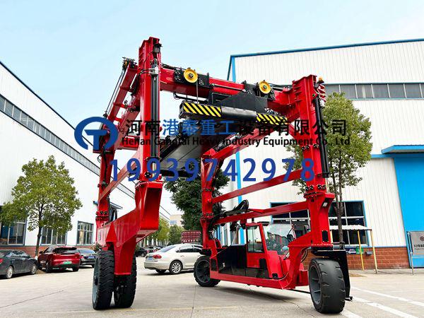 集装箱跨运车在堆垛作业中的精准度如何把控